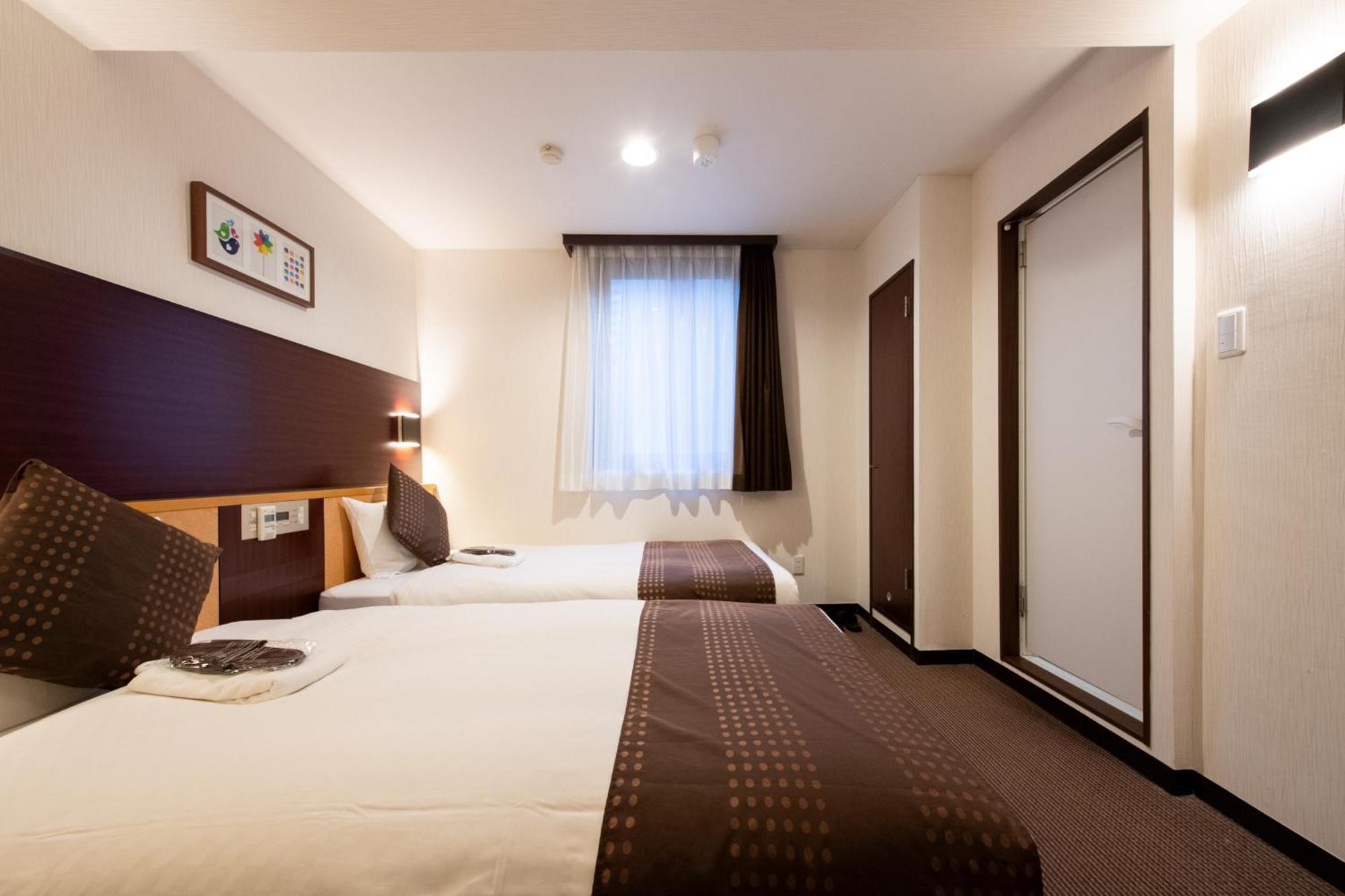 טוקיו Ueno First City Hotel מראה חיצוני תמונה